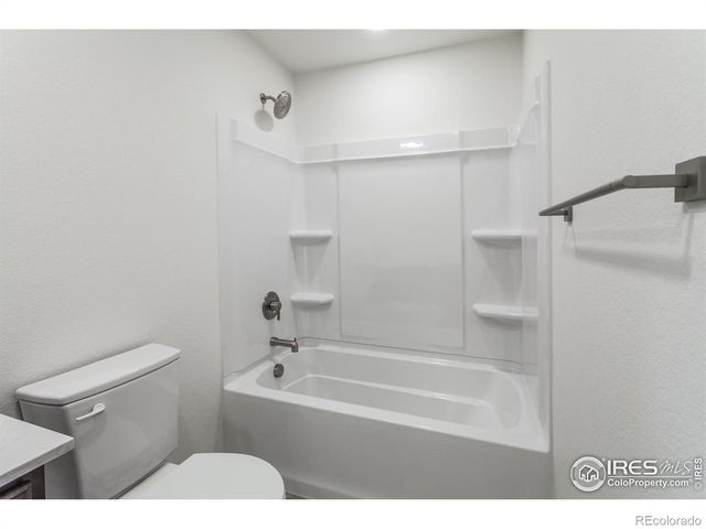 1660 Alfalfa Lane, Johnstown, CO 80534