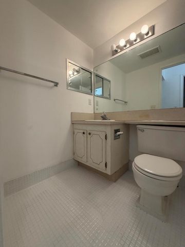 63 Norwich C, West Palm Beach, FL 33417