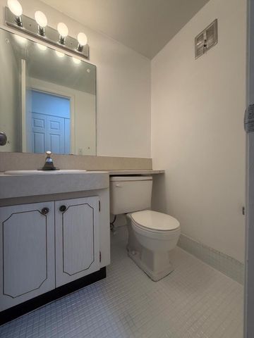 63 Norwich C, West Palm Beach, FL 33417