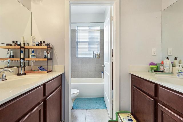 11868 SW 253rd St, Homestead, FL 33032