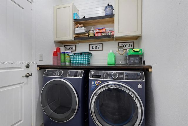 11868 SW 253rd St, Homestead, FL 33032