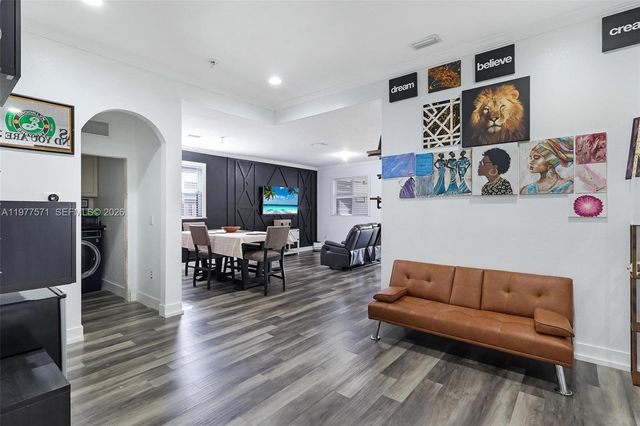 11868 SW 253rd St, Homestead, FL 33032