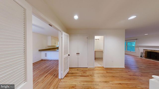 7606 CODDLE HARBOR LN, Potomac, MD 20854