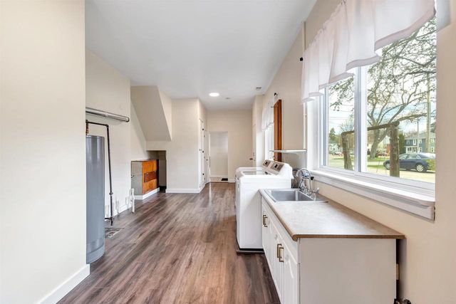 715 W 5TH STREET, Appleton, WI 54914