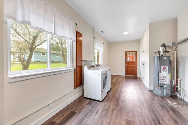715 W 5TH STREET, Appleton, WI 54914