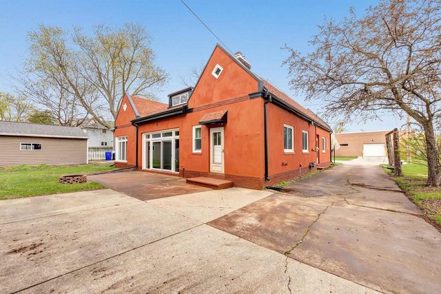715 W 5TH STREET, Appleton, WI 54914