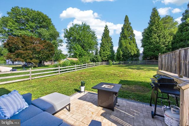 29 WASHINGTON LN, Coatesville, PA 19320