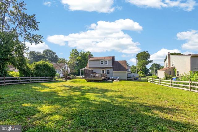 29 WASHINGTON LN, Coatesville, PA 19320
