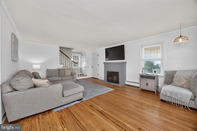 29 WASHINGTON LN, Coatesville, PA 19320