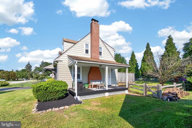 29 WASHINGTON LN, Coatesville, PA 19320
