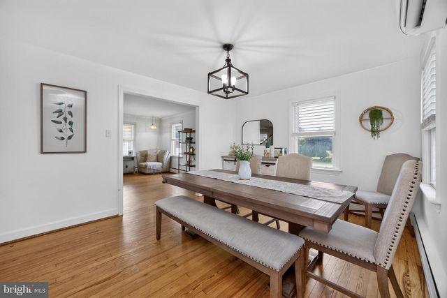29 WASHINGTON LN, Coatesville, PA 19320
