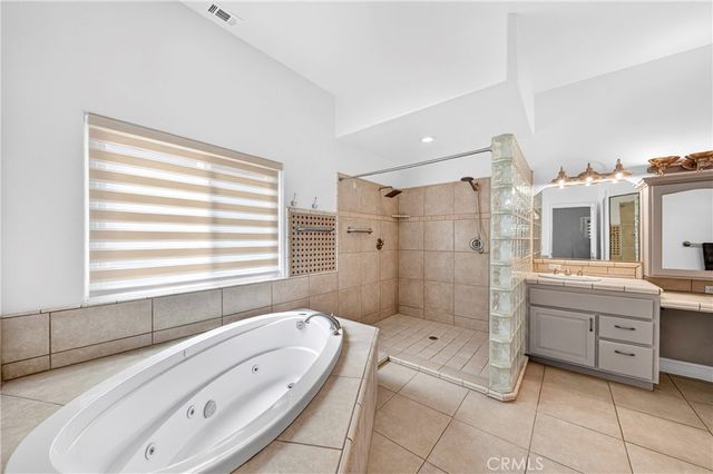 13295 SEA GULL Drive, Victorville, CA 92395