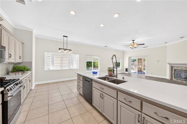 13295 SEA GULL Drive, Victorville, CA 92395