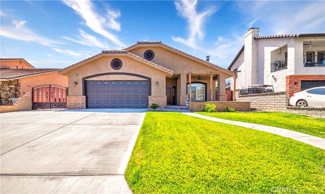 13295 SEA GULL Drive, Victorville, CA 92395