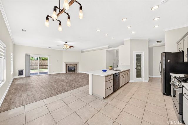 13295 SEA GULL Drive, Victorville, CA 92395