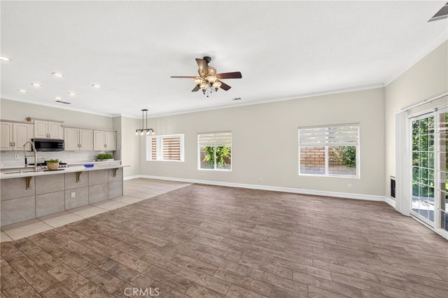 13295 SEA GULL Drive, Victorville, CA 92395