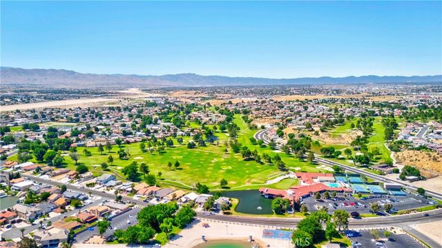 13295 SEA GULL Drive, Victorville, CA 92395