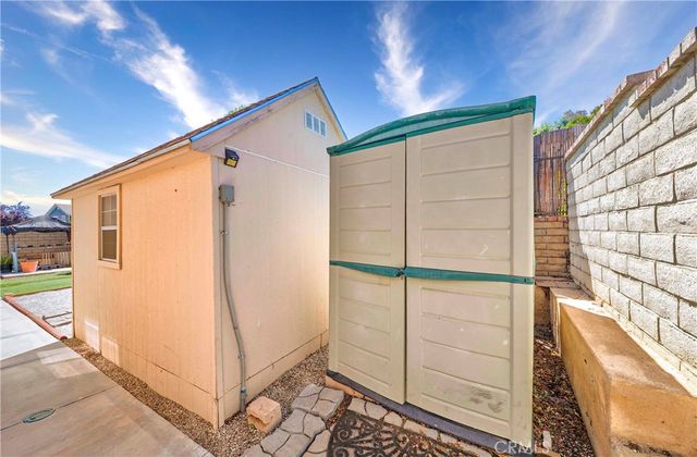 13295 SEA GULL Drive, Victorville, CA 92395