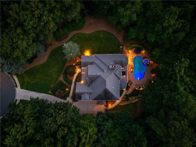 605 Hickory Mill Lane, Milton, GA 30004