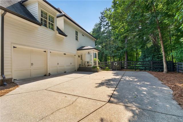 605 Hickory Mill Lane, Milton, GA 30004