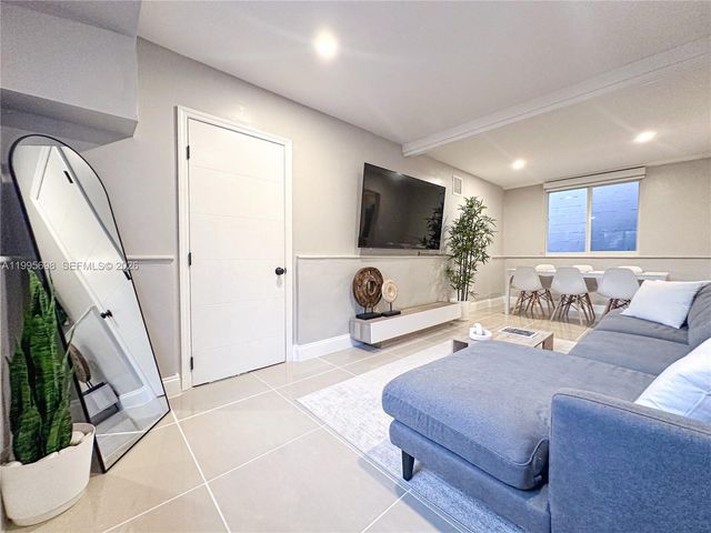 174 NE 55th St 1, Miami, FL 33137