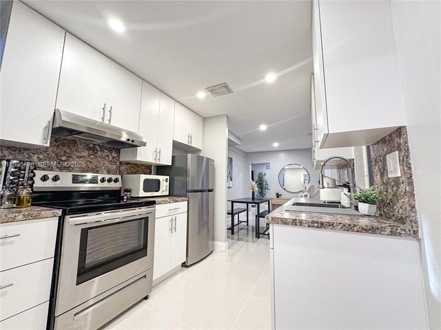 174 NE 55th St 1, Miami, FL 33137