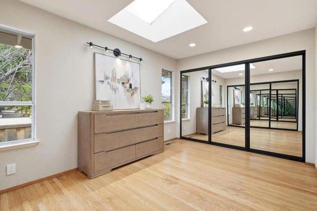 10140 Hillcrest Road, Cupertino, CA 95014