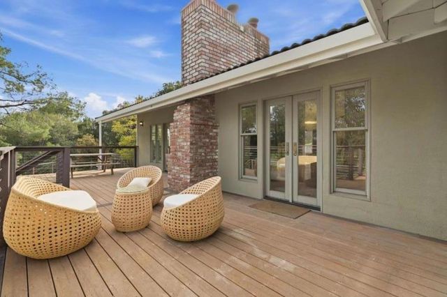 10140 Hillcrest Road, Cupertino, CA 95014