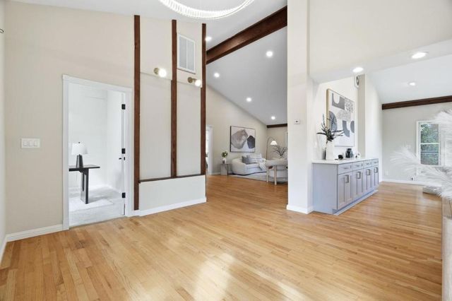 10140 Hillcrest Road, Cupertino, CA 95014