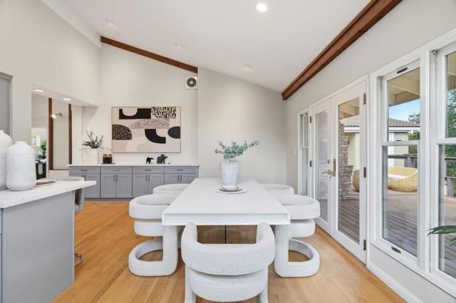 10140 Hillcrest Road, Cupertino, CA 95014