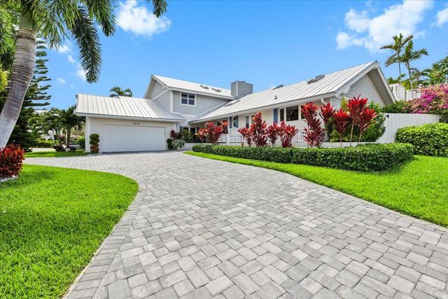 3001 Jasmine Court, Delray Beach, FL 33483