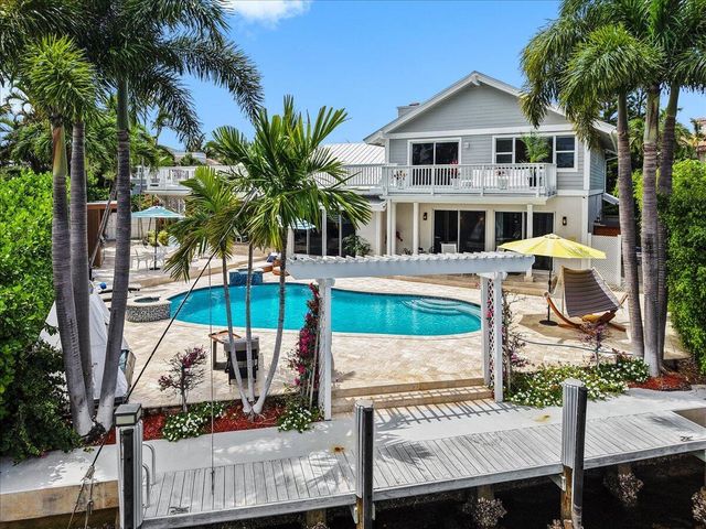 3001 Jasmine Court, Delray Beach, FL 33483