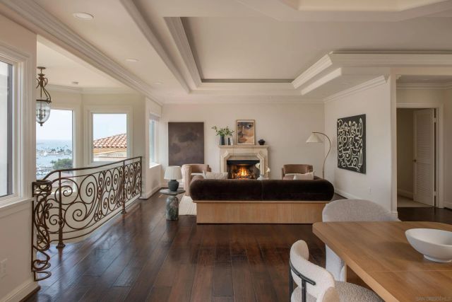 874 Harbor View West, San Diego, CA 92106