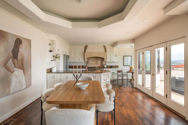874 Harbor View West, San Diego, CA 92106
