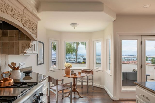 874 Harbor View West, San Diego, CA 92106