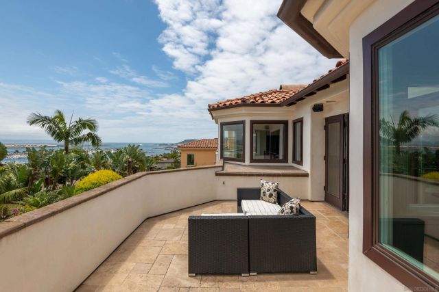 874 Harbor View West, San Diego, CA 92106