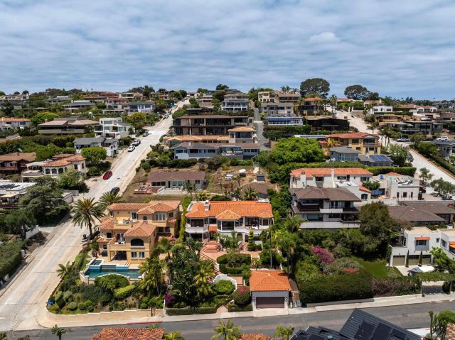 874 Harbor View West, San Diego, CA 92106