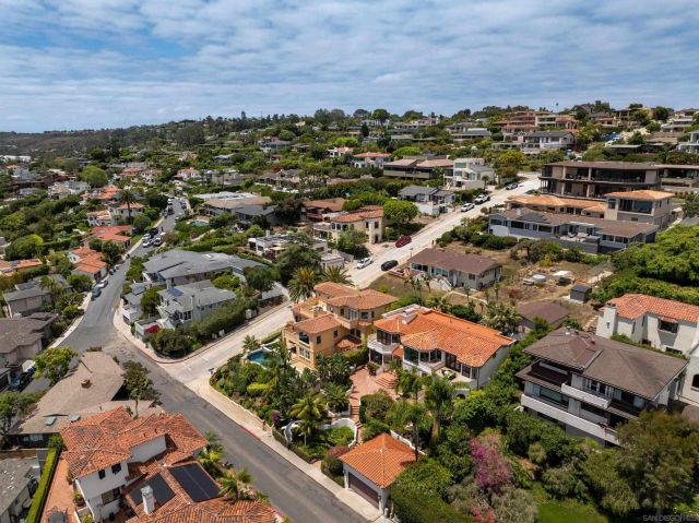 874 Harbor View West, San Diego, CA 92106