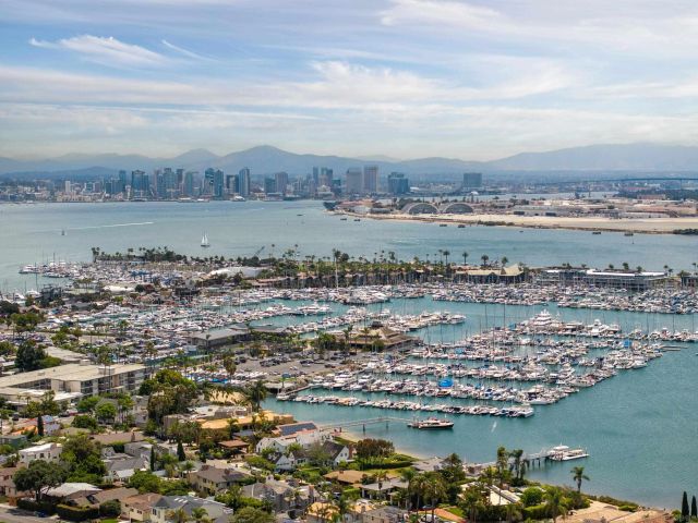 874 Harbor View West, San Diego, CA 92106
