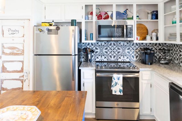 1205 Jungle Road, Edisto Island, SC 29438