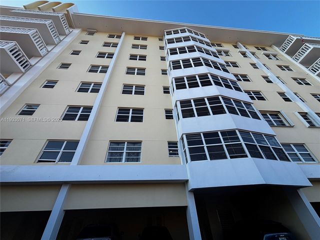 2500 NE 48th Lane 507, Fort Lauderdale, FL 33308