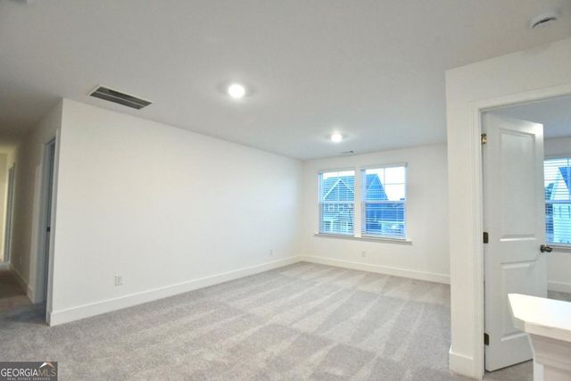 618 Caryle Trail Lane, Loganville, GA 30052