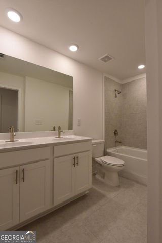 618 Caryle Trail Lane, Loganville, GA 30052