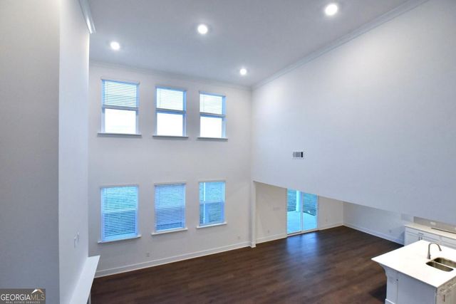 618 Caryle Trail Lane, Loganville, GA 30052