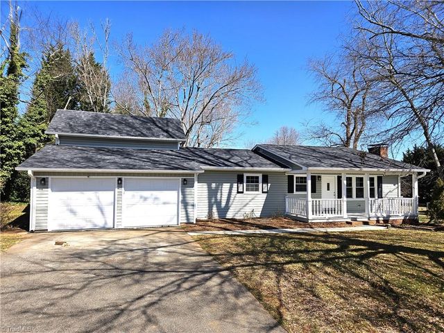 626 Meadowbrook Drive, King, NC 27021