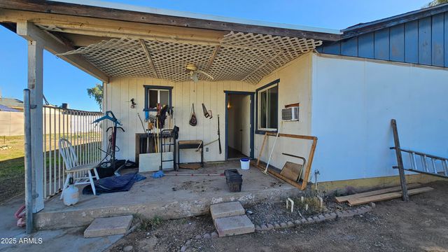 8226 W MEADOWBROOK Avenue, Phoenix, AZ 85033