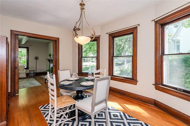 305 Oakwood Avenue, Oakwood, OH 45409