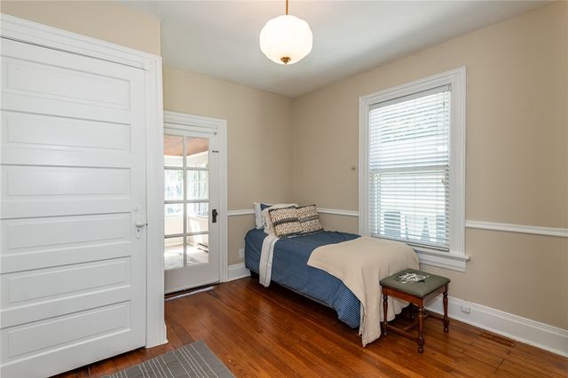305 Oakwood Avenue, Oakwood, OH 45409