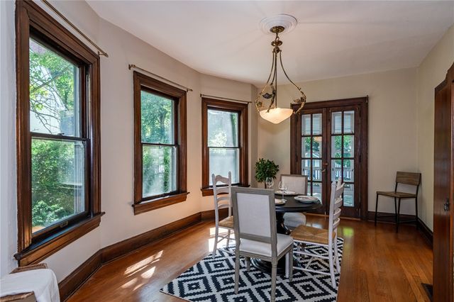 305 Oakwood Avenue, Oakwood, OH 45409