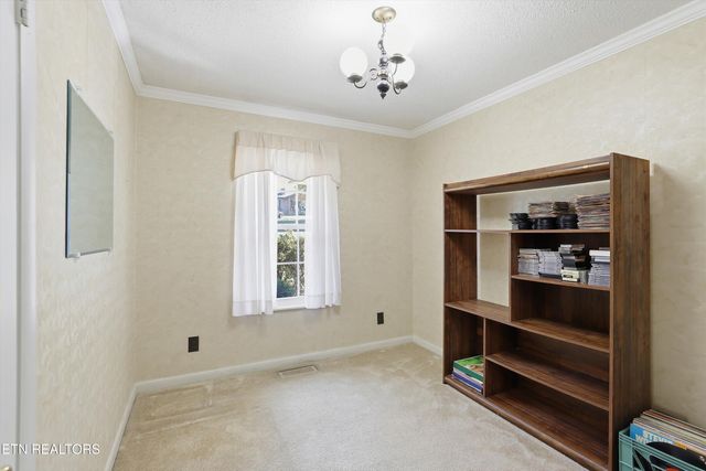 509 Kinzalow Circle, Sweetwater, TN 37874